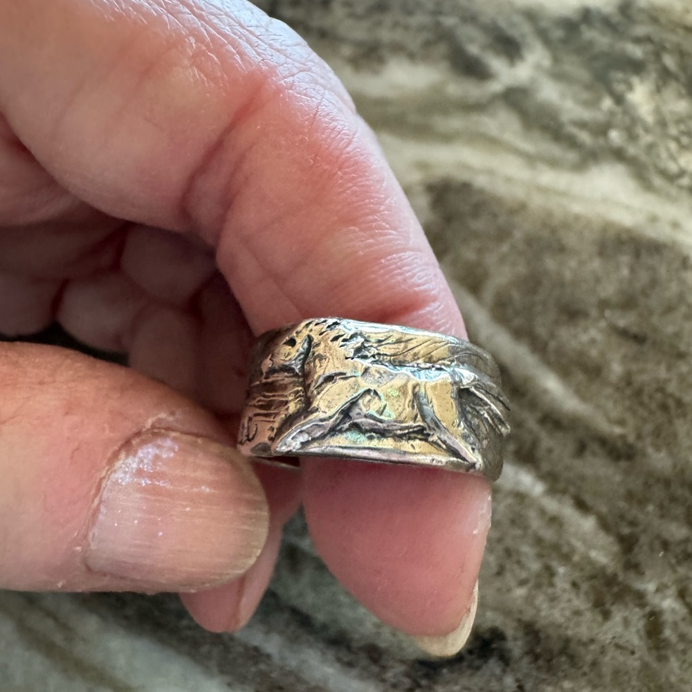 Sterling silver Jes MaHarry Sun Horse ring size 8